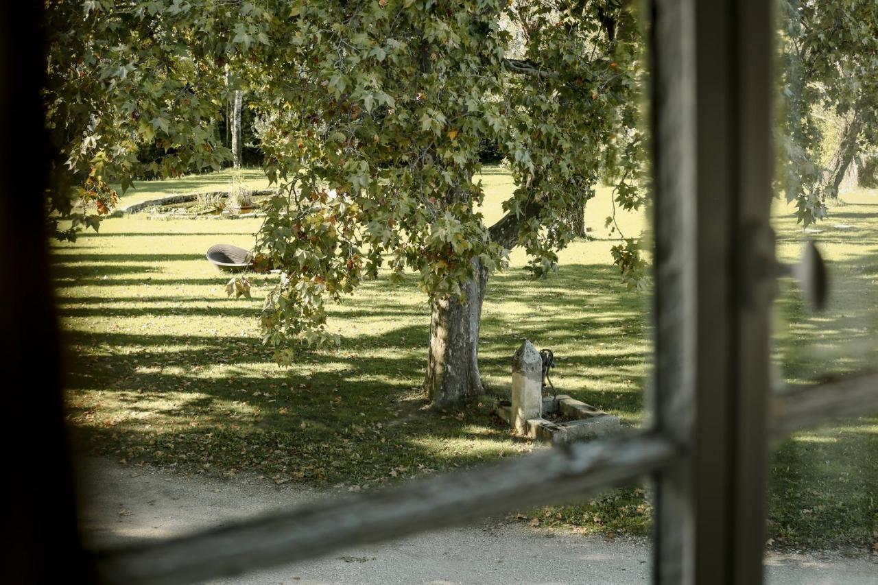 Hotel Mas Des Precheurs Tarascon Zewnętrze zdjęcie